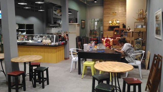 VeggieJ อาหารเจสะพานหัน