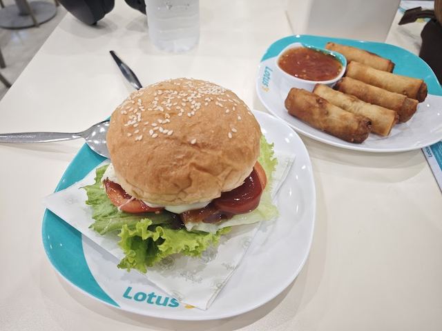 So Vegan - Lotus Ladprao