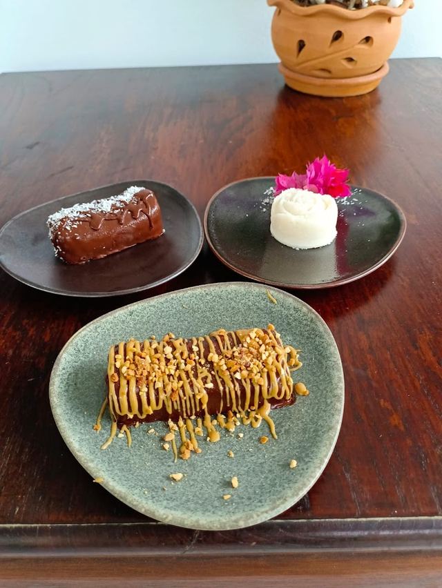 Piece and Love Vegan Desserts